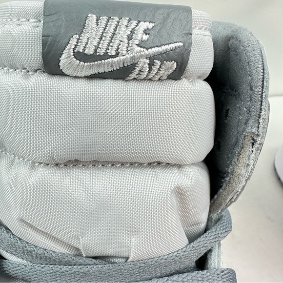 Men’s Air Jordan 1 Retro High OG Sneaker in Stealth 555088 037  Size US 11 - Picture 10 of 11